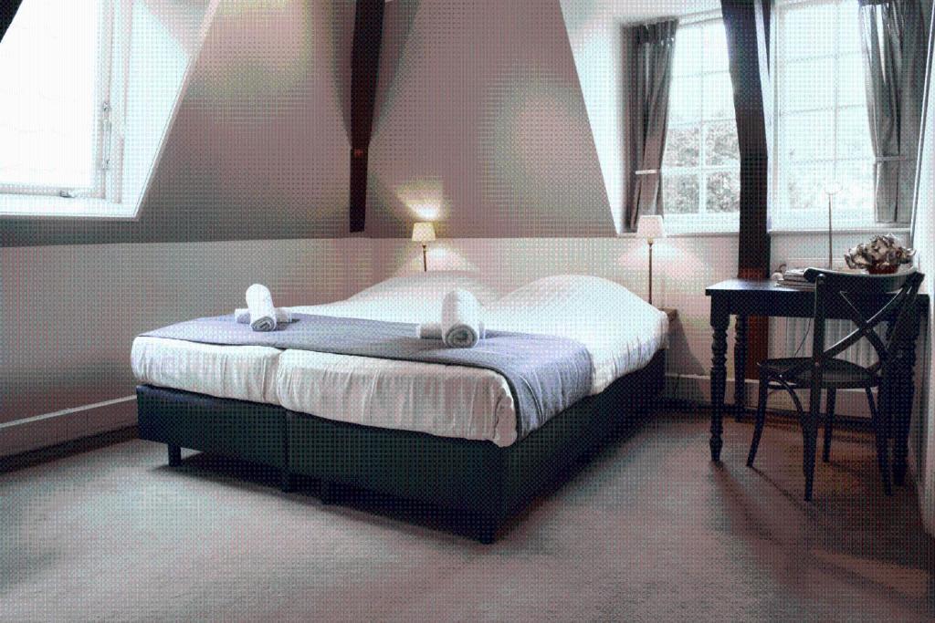 Hotel Aan De Dam Middelburg Oda fotoğraf